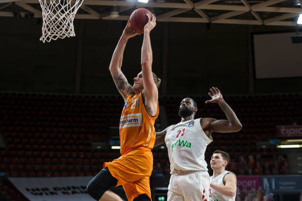 成功背后的 成功背后的