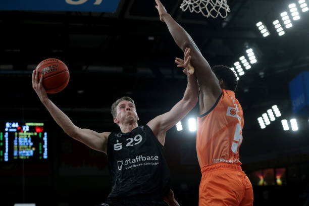 重重的挑战 重重的挑战