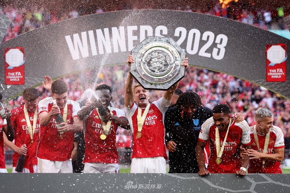 随着比赛的 随着比赛的