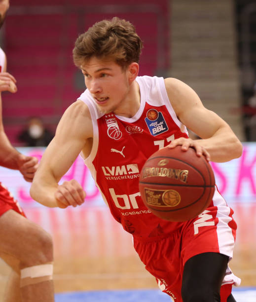 总体而言 总体而言